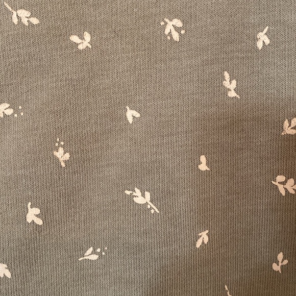 Lauren Conrad ruffle sweater size L - Picture 3 of 4